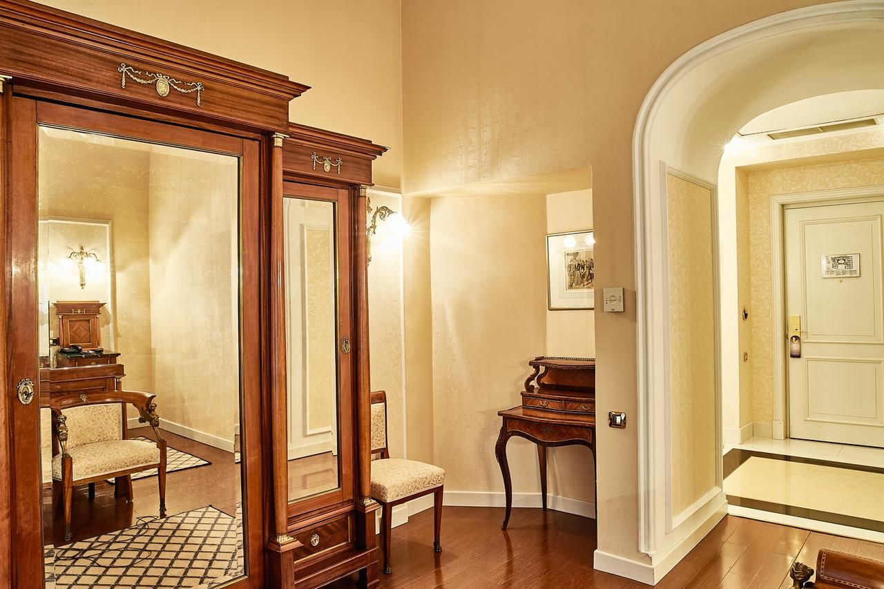 Отель Grand Hotel Continental Бухарест