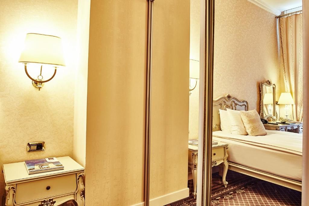 Отель Grand Hotel Continental Бухарест